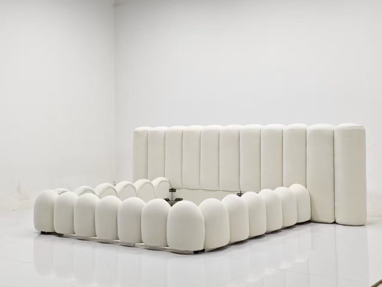 Cream Rounded Panel Upholstered Bed
